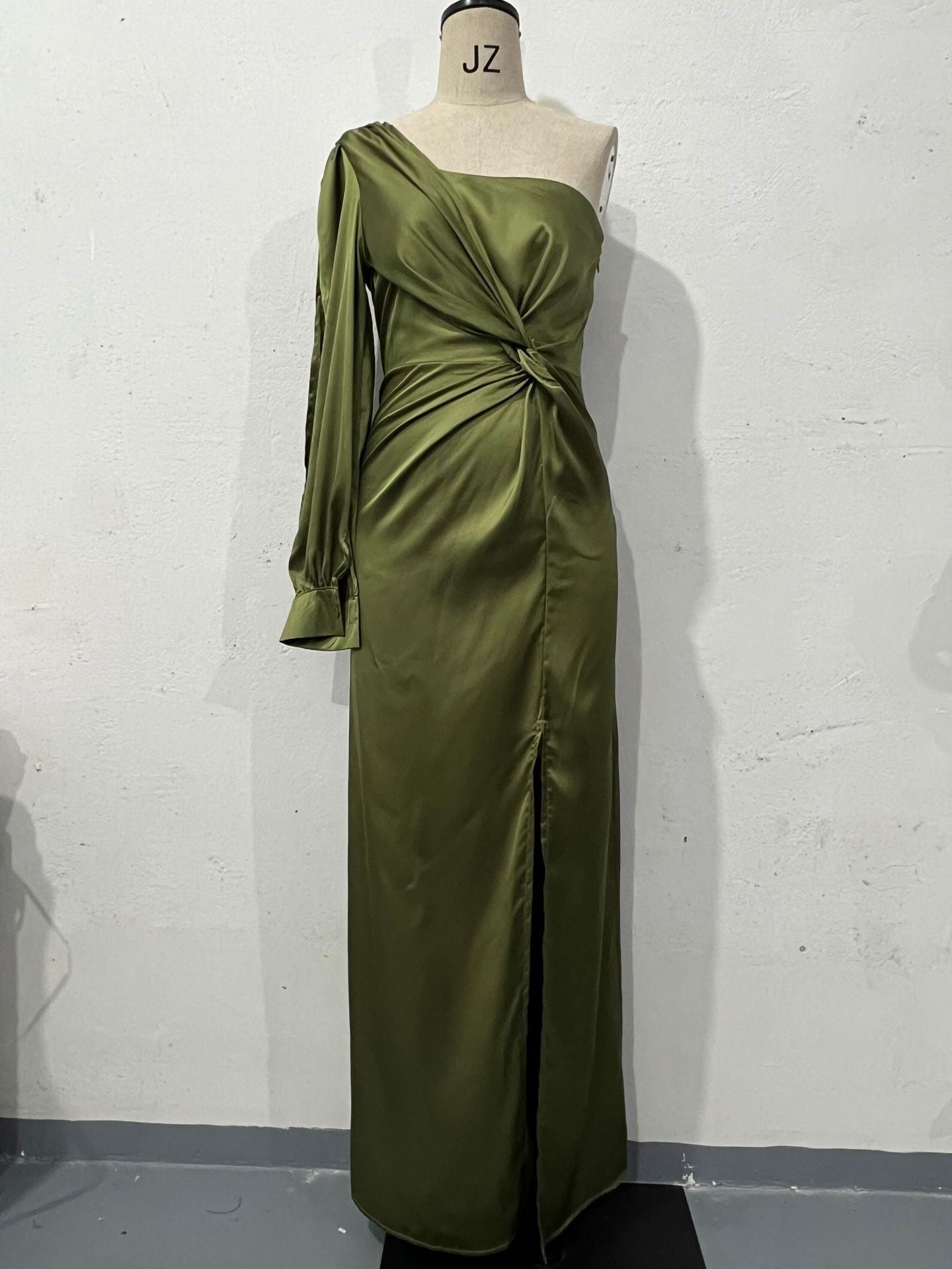 ANNABEL | Luxe One-Shoulder Jurk